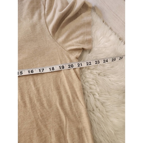 Old Navy Womens Beige Santa's Helper Crew Neck Short Sleeve‎ T-Shirt Size Large - Picture 4 of 5